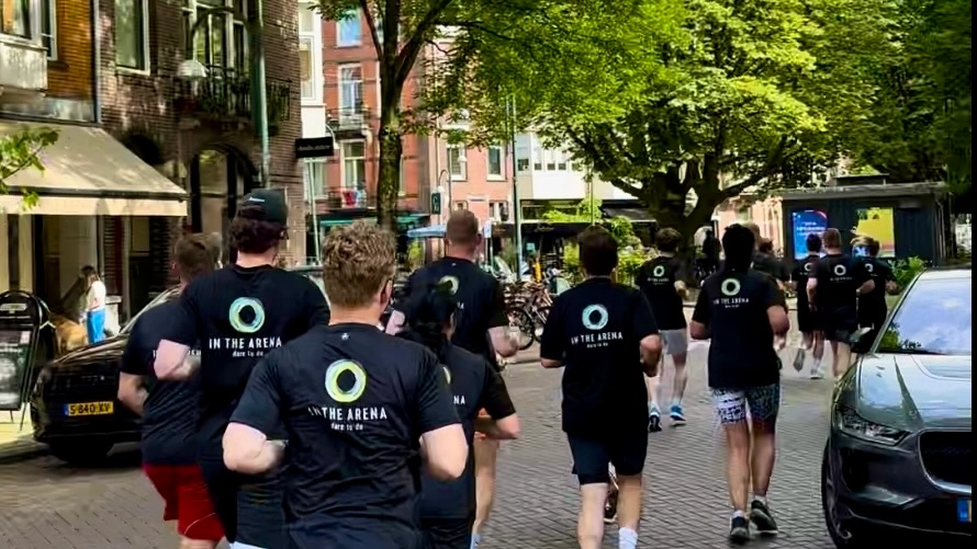 Team van InTheArena hardlopen